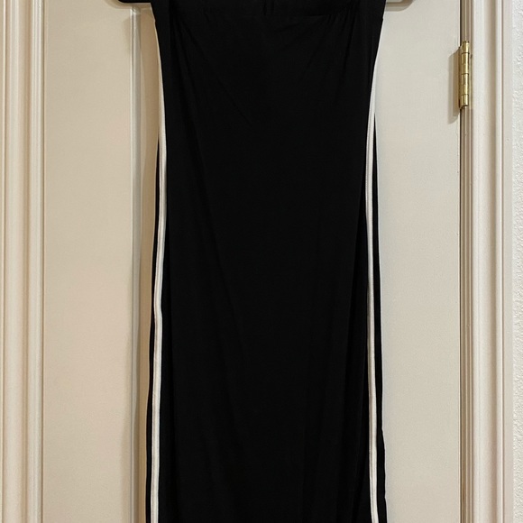 Black strapless Windsor dress - Picture 2 of 5